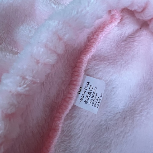 Pink Fuzzy Bunny Sleepwear Set Size Medium - Picture 3 of 4